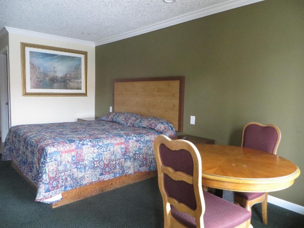 National Inn Garden Grove image 10